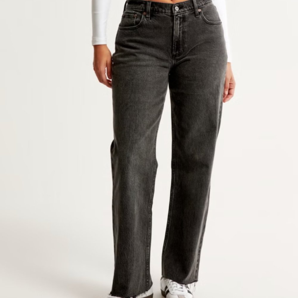 Abercrombie & Fitch Curve Love Low Rise Baggy Jean- Black, Size 24Short
